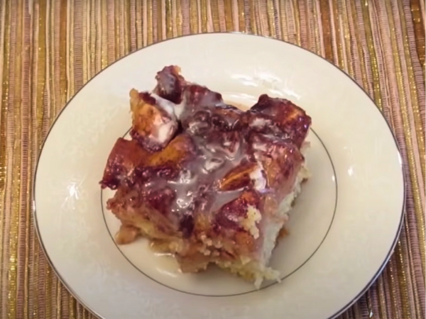 Apple Fritter Cake - Serving Suggestions