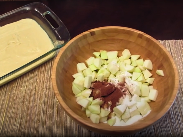 Apple Fritter Cake - Step 2 Prepare The Apple Filling 1