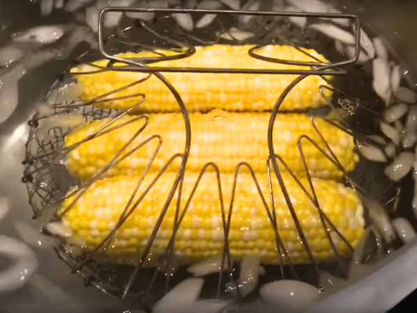 Step-by-step Guide To Blanching And Freezing Corn On The Cob- Blanch the Corn: Place the corn cobs in boiling water for 4-6 minutes.