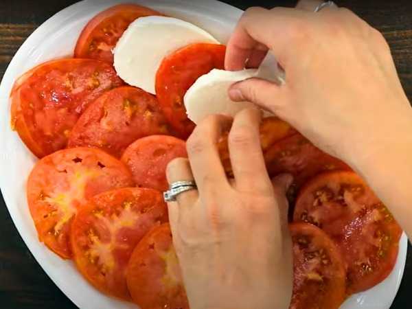 Caprese Salad With Hawaiian Tropic Tomato- Layering Technique 1