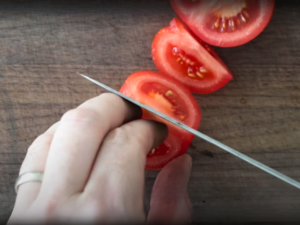 Caprese Salad With Hawaiian Tropic Tomato- Slicing The Tomato