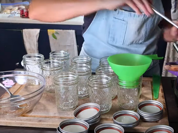 Peach Jalapeño Jam Recipe - Sterilizing Jars And Lids