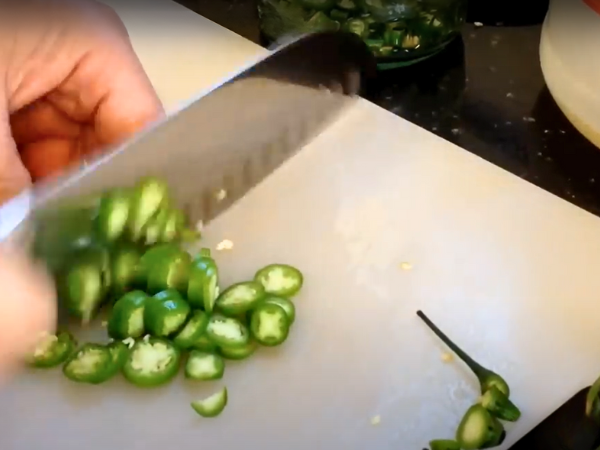 Thai Green Chilli Sauce - Cleaning And Chopping The Chilies