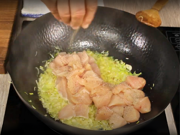 Tomatillo Chicken & Mushroom Pasta Recipe Cooking The Chicken  2