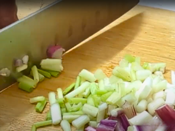 Vietnamese Cucumber Salad Recipe - Using a sharp knife, slice the scallions into thin rings.