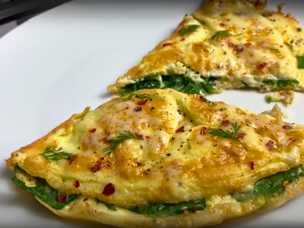 Spinach And Feta Keto Omelette photo